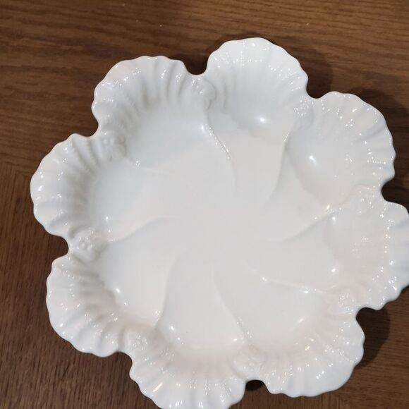 VINTAGE Lenox Large Cabbage Leaf Dish - Picture 2 of 4